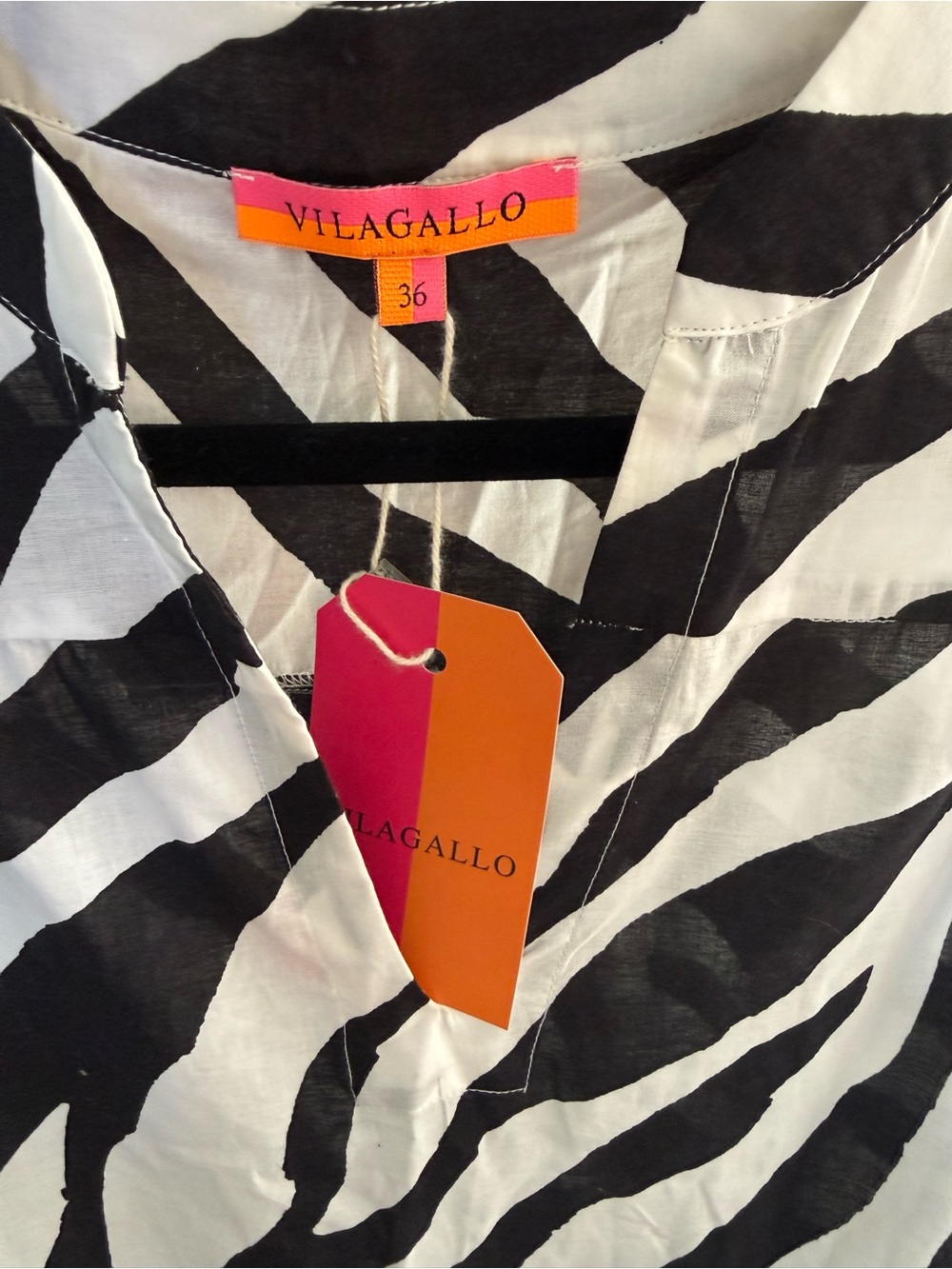 Vilagallo Black & White Zebra-Print Dress
17.25”-Pit to Pit 50.5” Long